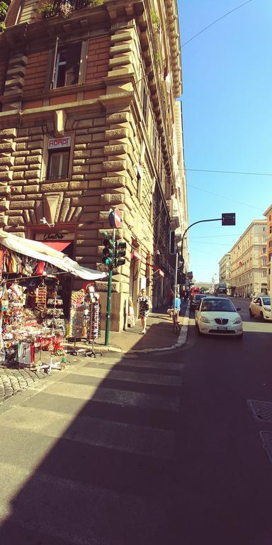 La Dea Di Roma Exterior foto